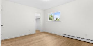1st month free! Renovated 2B/2B Corner Apartment with Flatiron Views - Available NOW! Gallery 14