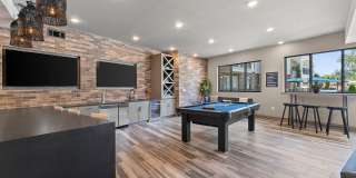District Midtown Gallery 32