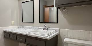 Well-Maintained 3 Bed / 2 Bath near Mercy Hospital Gallery 14