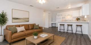 Cottage Court Gallery 25