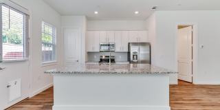 Legacy On Rockhill Gallery 102