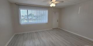 300 Village Green Circle S Gallery 6