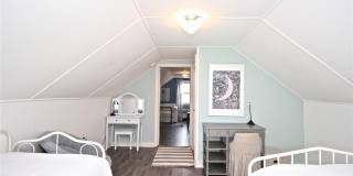 139 Coggeshall Avenue Gallery 26