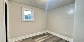 2 bedroom 1 bath house! Gallery 1