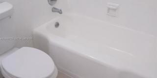 505 NE 82nd St Gallery 4