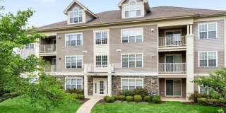 8813 STONE RIDGE CIR #202 Gallery 1