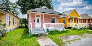 1945 Redell Street Gallery 1