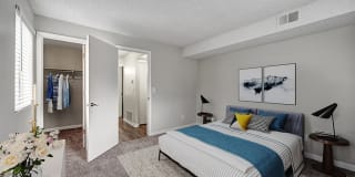 Summit Riverside Apartments Gallery 8