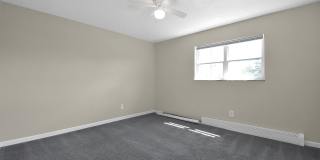 2 Bedroom Townhouse With Basement Gallery 17