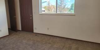 Townhome with 4 bedrooms, 2.5 bath Gallery 16