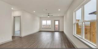 Welcome to 10917 Tildon Avenue, a stunning single-family home nestled in the vibrant city of Austin, TX! Gallery 13