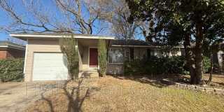 1127 E 53rd Pl Gallery 1