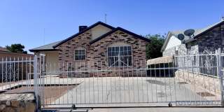 11924 KINGS GUARD Drive Gallery 1