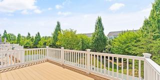 41715 MCMONAGLE Square Gallery 21