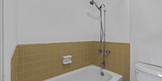 1825 Saint Julian Place Gallery 15