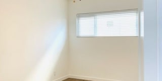 5263 Riverton Ave Gallery 13