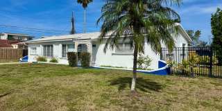 Beach Home Available Now in Redington Beach! Gallery 1