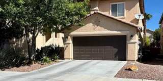 Spacious 4-Bedroom Home with Solar & Private Backyard Gallery 1