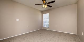 Diamond Lakes Apartment Homes Gallery 18