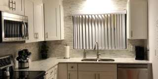 6021 SE Landing Way Bldg 2 Unit #2 Gallery 4