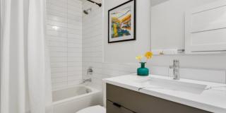 Modern 3 Bed Townhouse in Seattle | 2 Bath $3,800!! Gallery 20