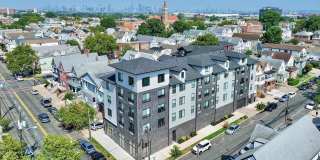 140 AVENUE B Gallery 20