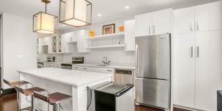 169 Mason Street Gallery 9