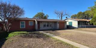 Charming remodeled 3-bedroom home for lease! Gallery 3