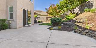 Solar Home Spacious 5-Bedroom in Blackstone with Resort Style Amenities Gallery 10