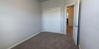 Beautiful Newer Townhome Gallery 13