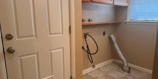Pleasant Valley 5 Bedroom Gem with AC! Gallery 19