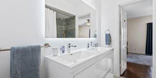 2400 Delmar Place Gallery 27