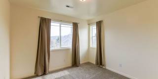 Beautiful 3 bed/2.5 bath single family home w/attached 2 car garage Gallery 31