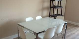 1800 COLLINS AV Gallery 7