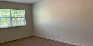 2 Bedroom 1.5 Bath Townhouse Gallery 1