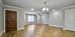 FREE 55” TV or 28” Blackstone! Plus $150 Amazon gift card! Beautiful 3 bed / 2.5 bath duplex with two car garage - Minutes from U of A! Gallery 4