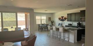 Beautiful 5 bed in Litchfield Park! Gallery 1