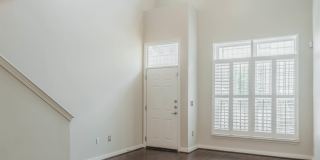 2020 5TH AVENUE Gallery 4