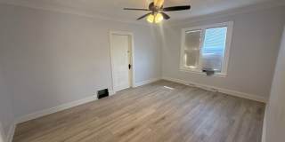 Available Now - Single Family House 5 Bedroom 2 Bath located in Roseland Area Gallery 4