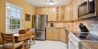 3900 Oaks Clubhouse Drive Gallery 5