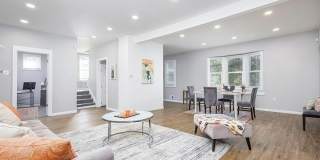 120 Woodland Street Gallery 23