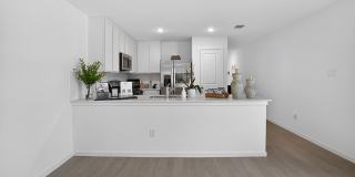 Axis at Veranda Rental Homes Gallery 5