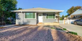 2 Bedroom duplex in Denver Gallery 1