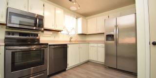 Quiet 3 bed Duplex in Murray –  Near Ski Resorts with Mountain Views!! Gallery 24