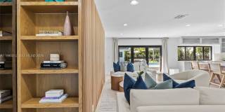 116 W 1st Ct Gallery 3