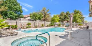 Charming Single-Story Townhome with Vaulted Ceilings in a Gated Northwest Community! Gallery 27