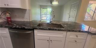 2875 Winkler Avenue Gallery 7