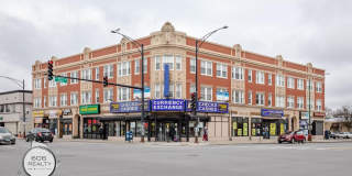 Spacious Apartments in Beverly! Spacious Apartments in Beverly! Gallery 1