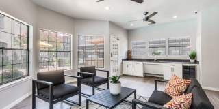 The Lyndon Gallery 12