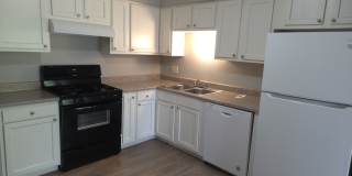 348 East Marquette Street - 5 Gallery 1
